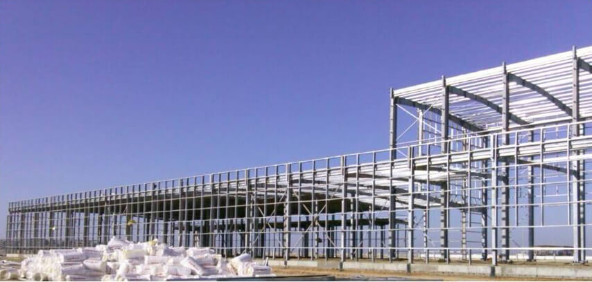 Готовый стальной каркас проекта завода по производству стальных конструкций в Саудовской Аравии