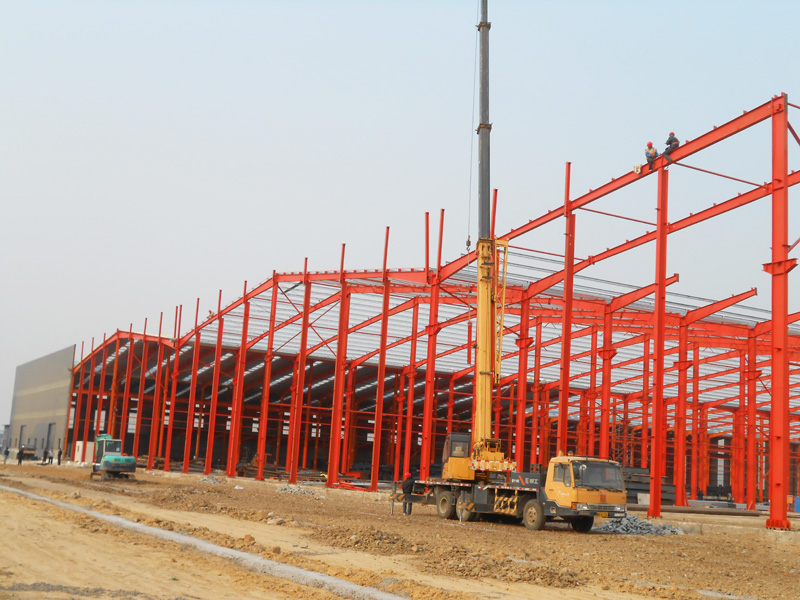 Промышленный цех стального металлического каркаса