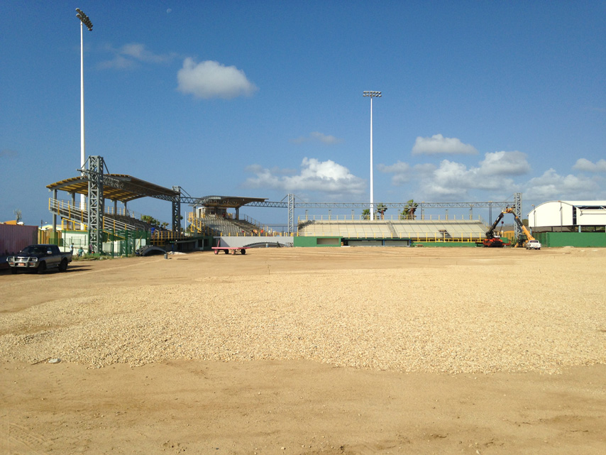 Стадион со стальной ферменной конструкцией