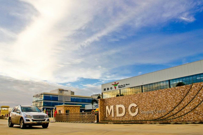 Торговый центр сборных стальных конструкций