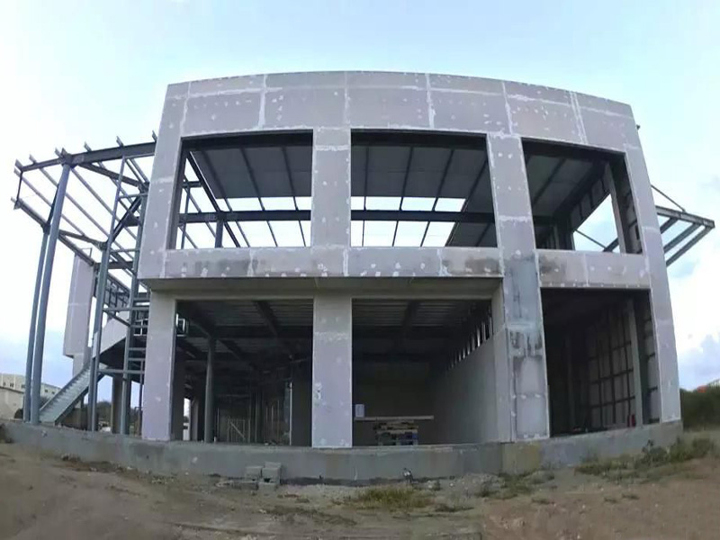 Сборное здание коммерческого выставочного выставочного зала