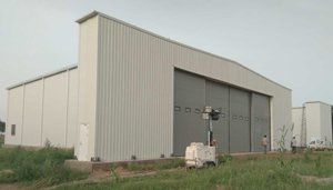 Hangar.jpg