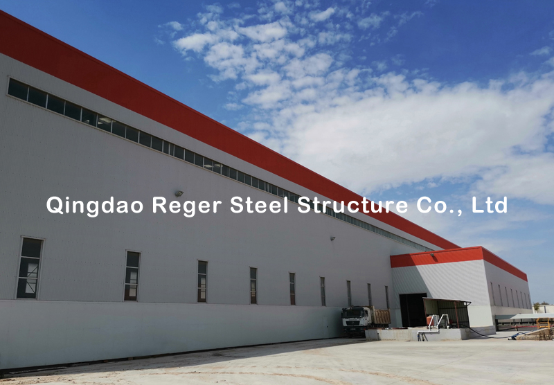 Здание завода по производству керамики