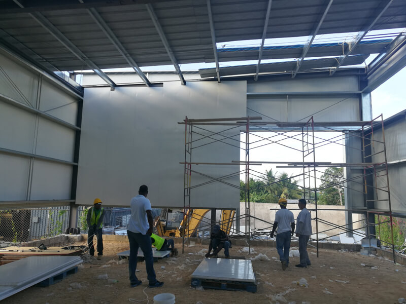 Стальная конструкция сборного кафе-магазина