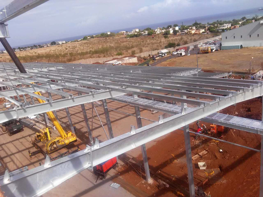 Здание сталелитейного завода Prfab