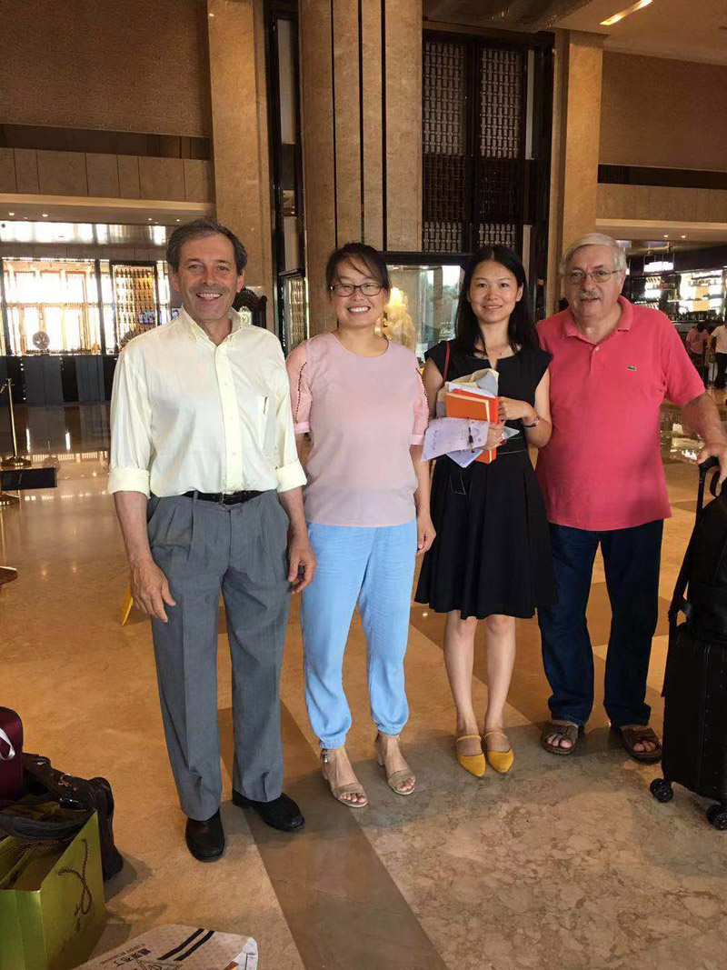 Клиенты из Уругвая посещают