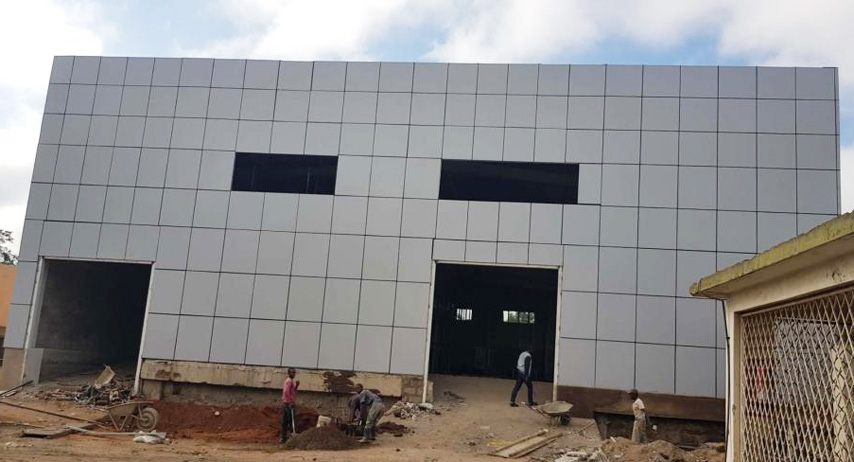 Строительство автосалона из стальной рамы