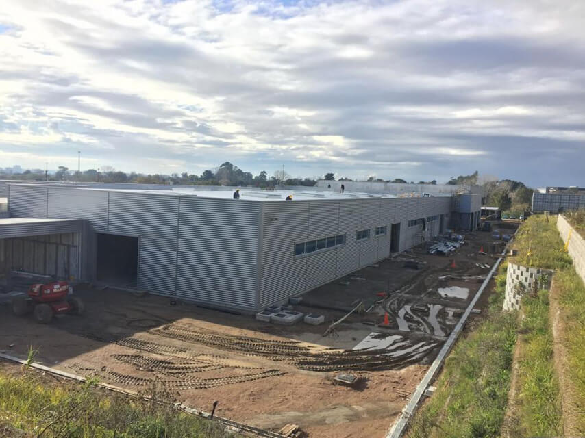 Выставочный зал стальных конструкций