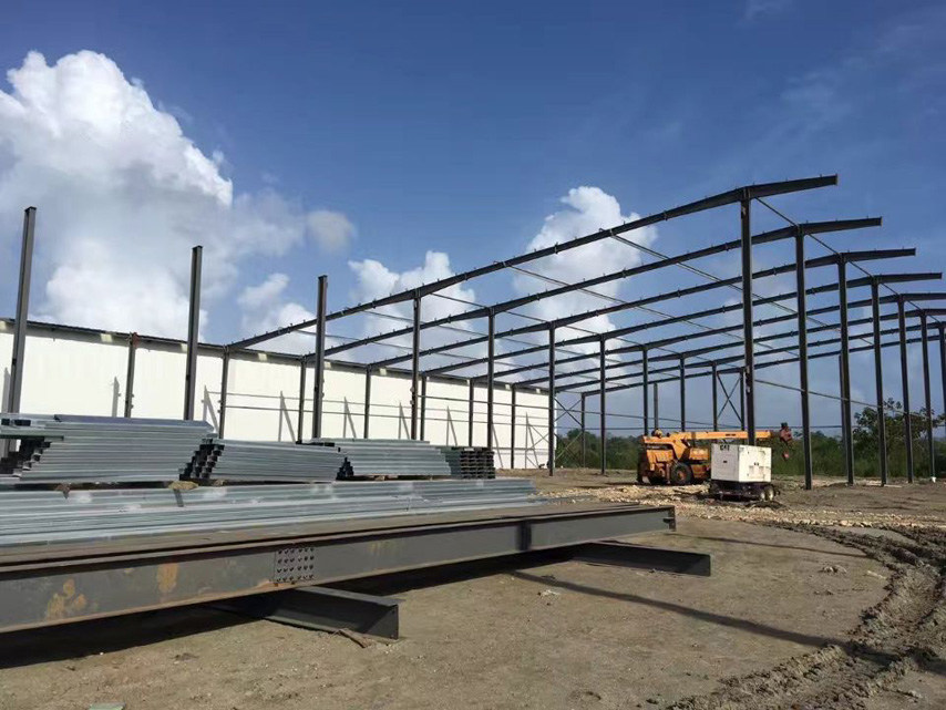Предварительно спроектированное стальное здание