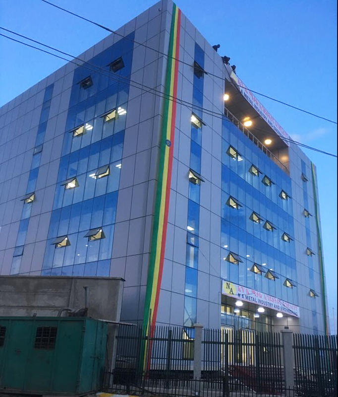 5-этажное сборное офисное здание со стальной конструкцией