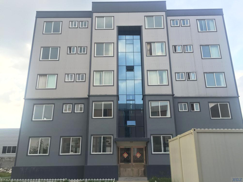 Сборный жилой дом со стальным каркасом