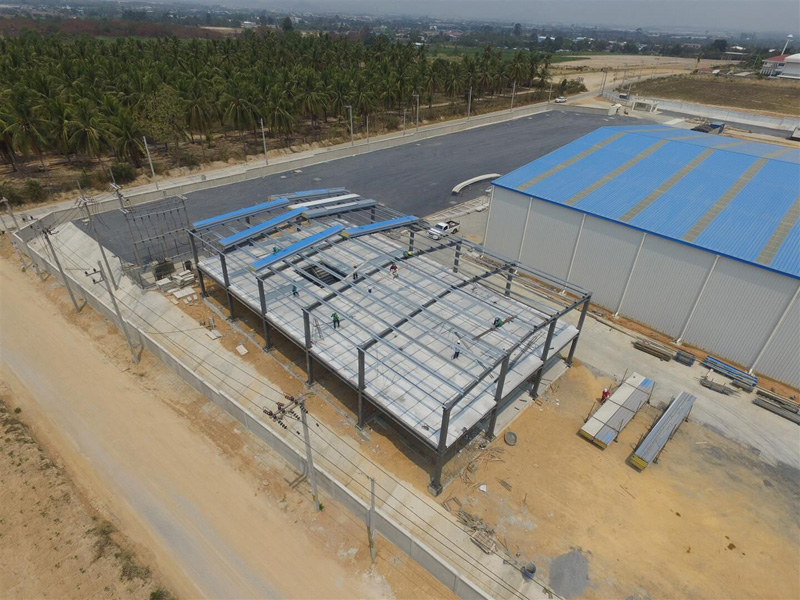 Двухэтажный склад со стальным каркасом